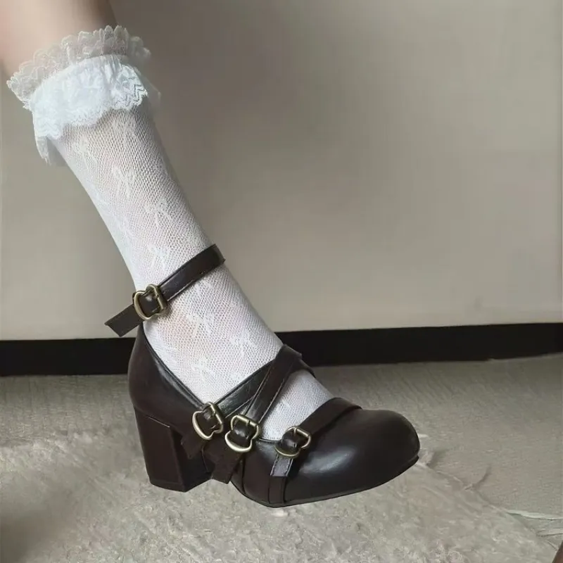 Women's Chunky Heel Mary Jane  - Patent Leather Pump ulasan dan harga